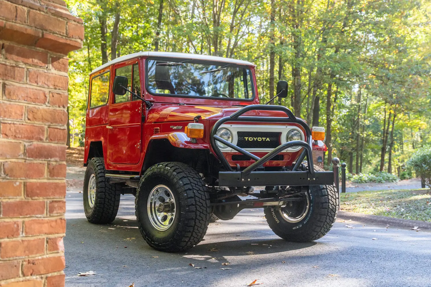 1976 Toyota Land Cruiser FJ40 V8 1976 Toyota Land Cruiser FJ40 V8
