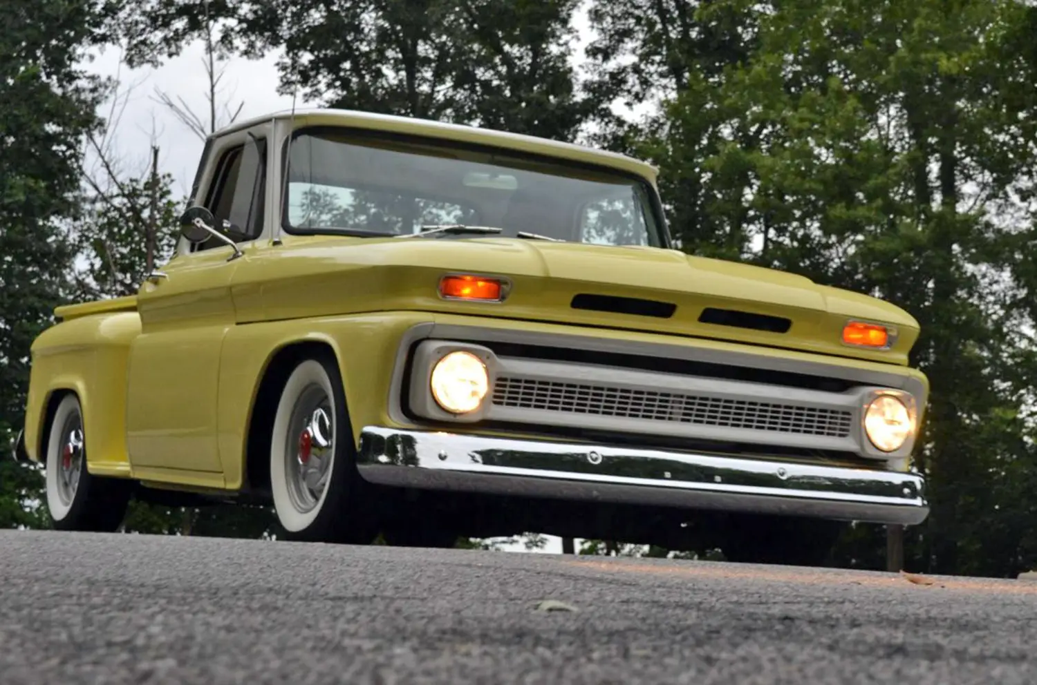 350-Powered 1964 Chevrolet C10 Pickup