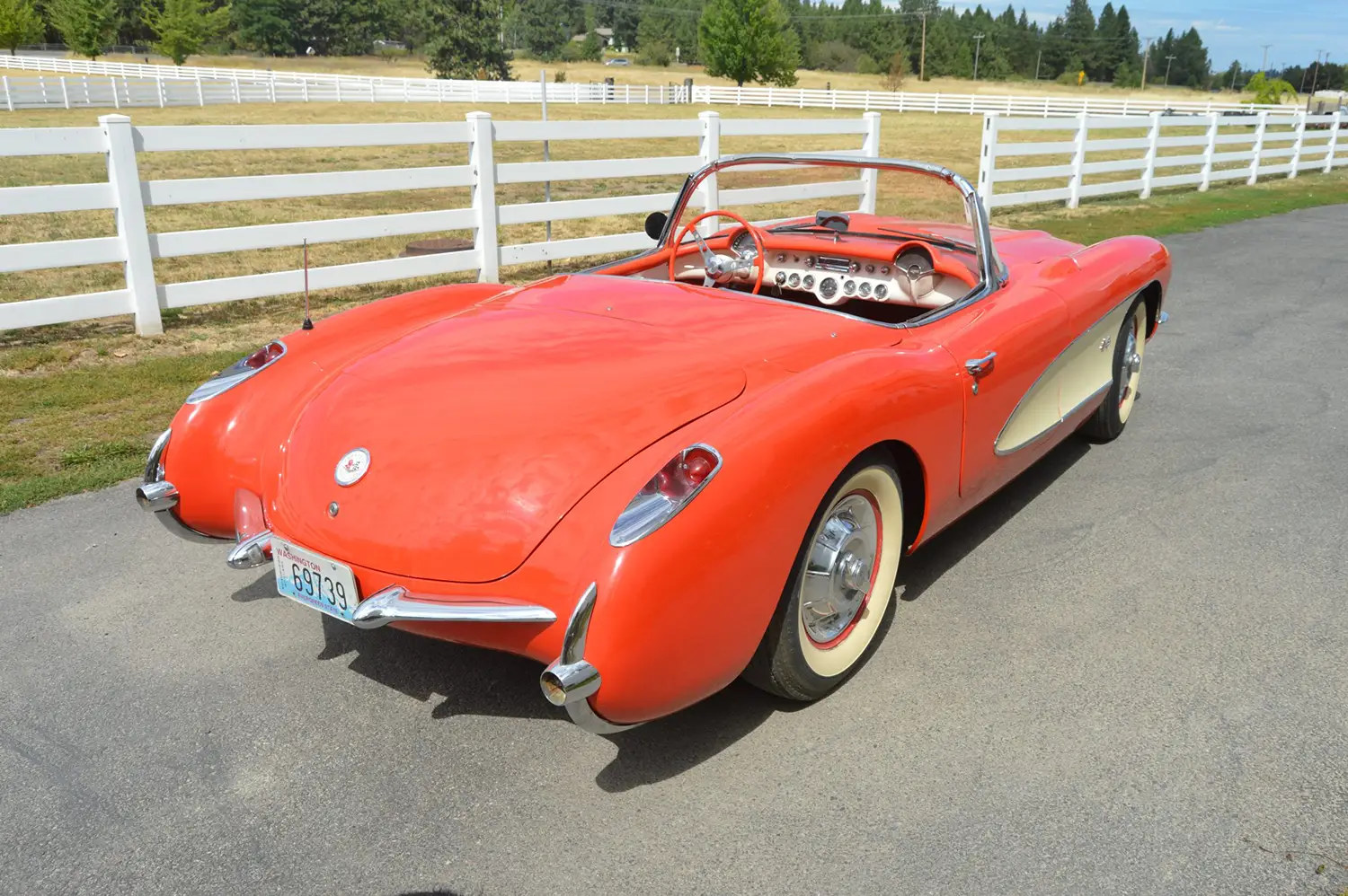 1956 Chevrolet Corvette 283 V8 1956 Chevrolet Corvette 283 V8
