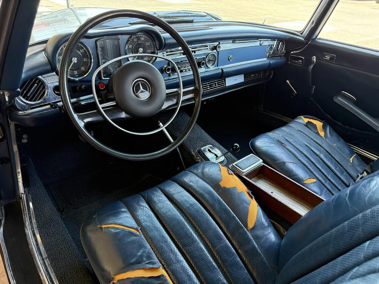 1970 Mercedes-Benz 280SL 1970 Mercedes-Benz 280SL